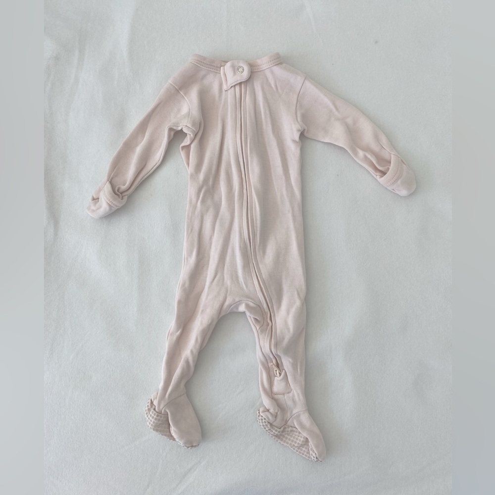 L’ovedbaby zip pajama in light pink
